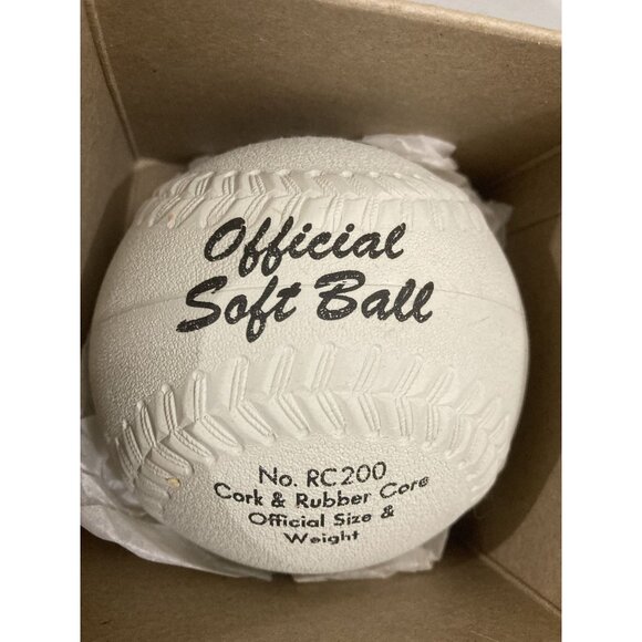 DeBeer Official Softball RC200 Cork & Rubber Core Official Size & Weight - Picture 1 of 4